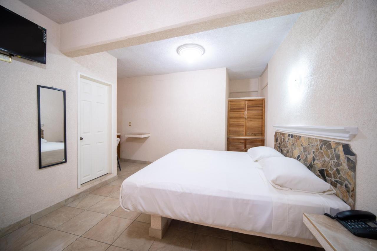 Peninsula Stays Executive Hotel Salina Cruz Exterior foto